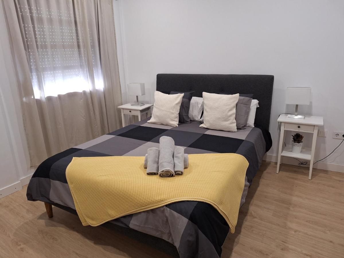 Habitacion Con Bano Privado En Un Piso Con Familia Santa Cruz de la Palma  Exterior photo